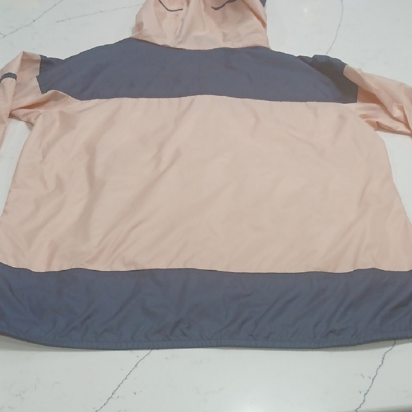 Columbia Women's Two-Tone Pink and Navy Wind Breaker Sz XL New With Tag - Picture 11 of 11